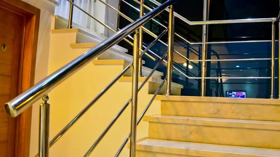 Dpravia Hotel Srl Baní